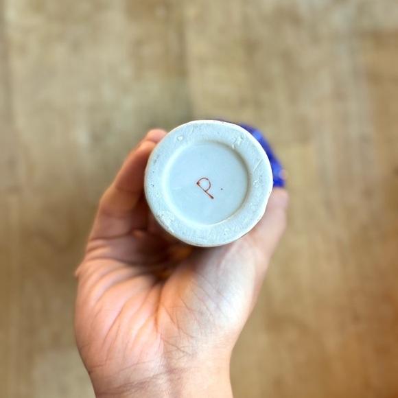 Vintage Korean Floral Vase - Picture 5 of 8